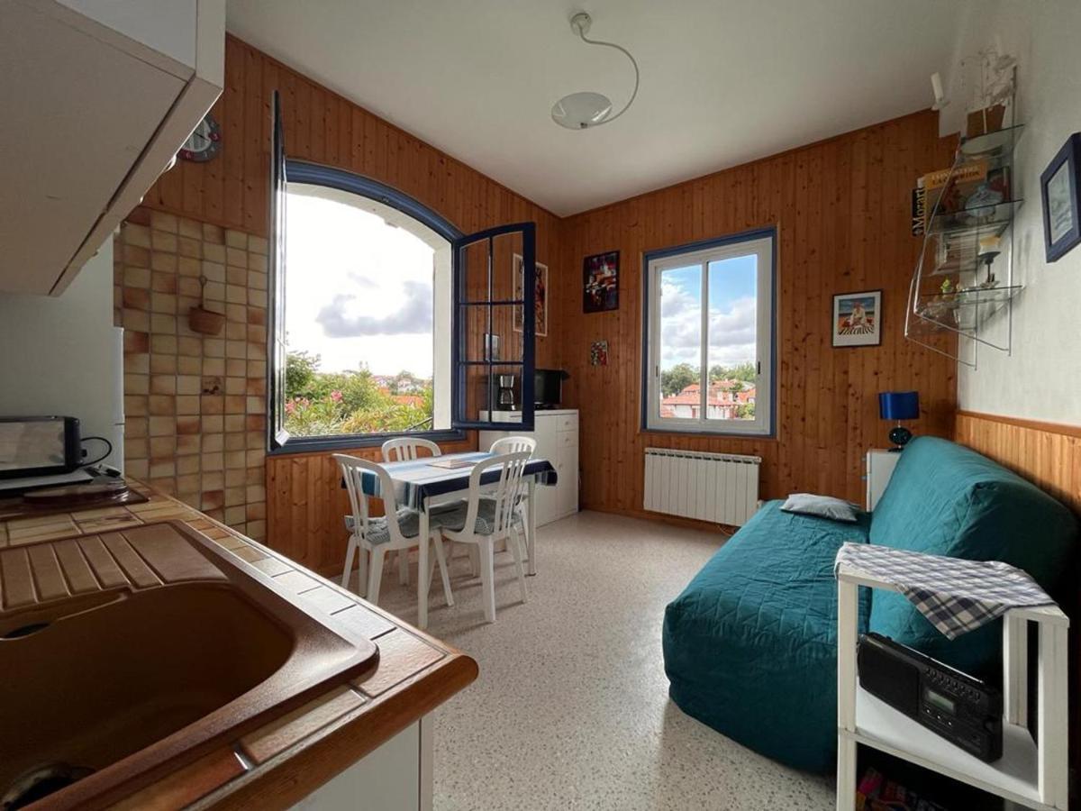 Appartement Calme Proche Plage Avec Parking Gratuit A Saint-Jean-De-Luz - Fr-1-239-804 Экстерьер фото